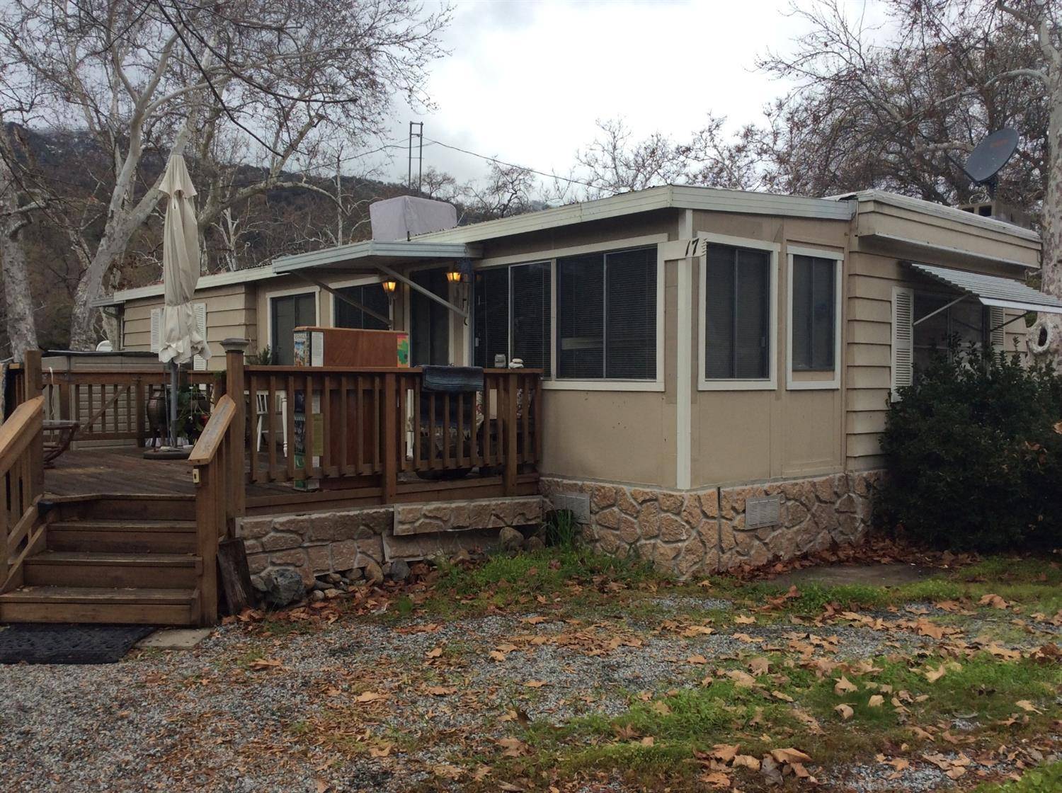 Three Rivers, CA 93271,43490 North Fork #17