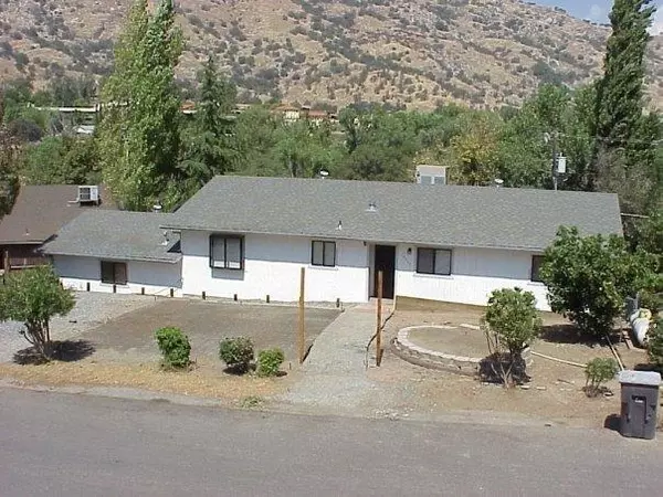 35880 Alta Drive, Springville, CA 93265