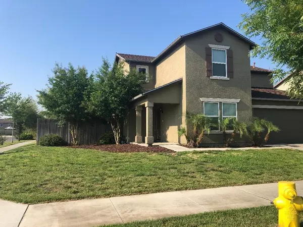 4401 W Rialto Avenue, Visalia, CA 93277