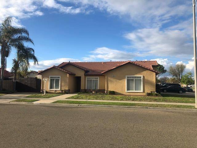 930 Shady Street, Lemoore, CA 93245