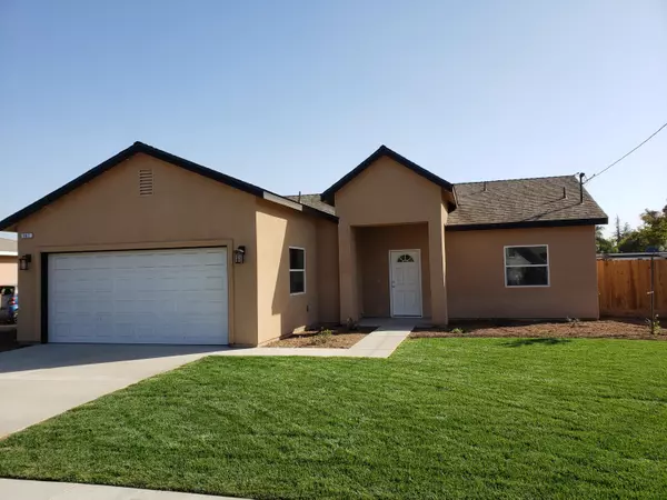 367 E Oakland Street, Farmersville, CA 93223