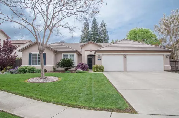 3619 N Leila Court, Visalia, CA 93291