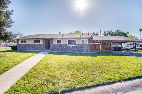 231 N Carl Drive, Visalia, CA 93291