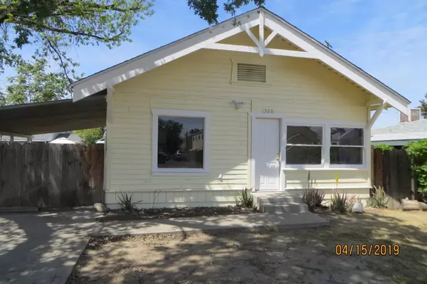 320 NE 4th Avenue, Visalia, CA 93291