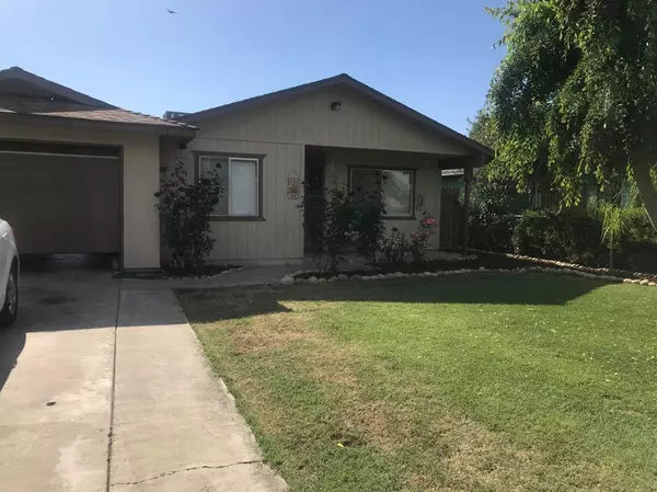 775 N Brundage Avenue, Farmersville, CA 93223