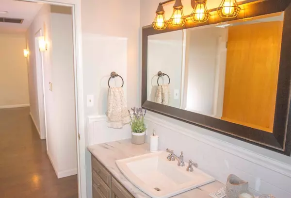 Reedley, CA 93654,111 Flora Circle