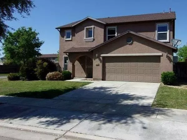 4328 W Elkhorn Avenue, Visalia, CA 93277