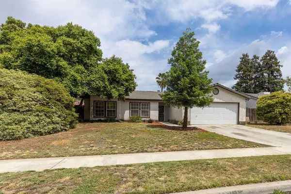 1710 N Woodland Street, Visalia, CA 93291