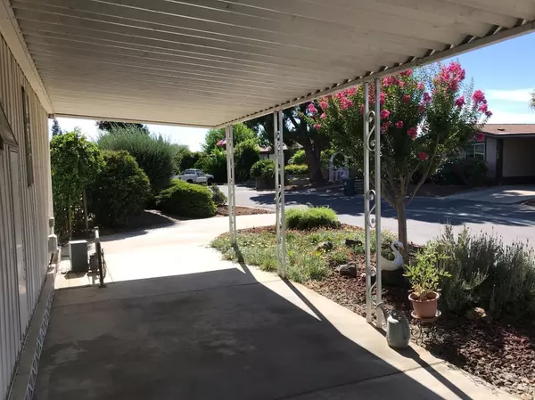 Reedley, CA 93654,1300 W Olson Avenue #65