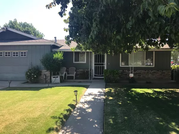 2903 S Linda Vista Street, Visalia, CA 93277