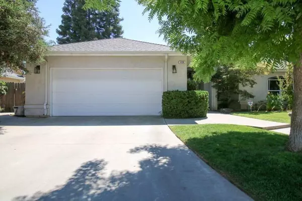 Reedley, CA 93654,466 S Redwood Drive