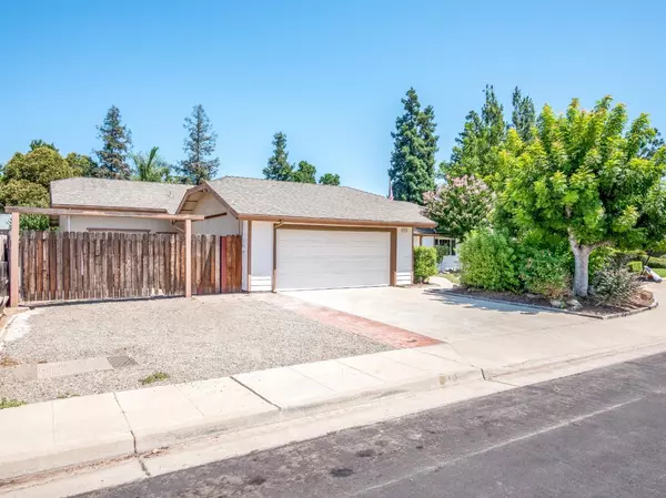 Clovis, CA 93612,635 W Paul Avenue