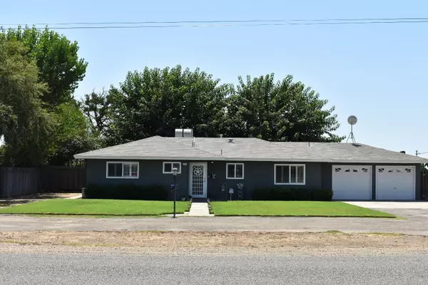 19431 E Adams Avenue, Reedley, CA 93654