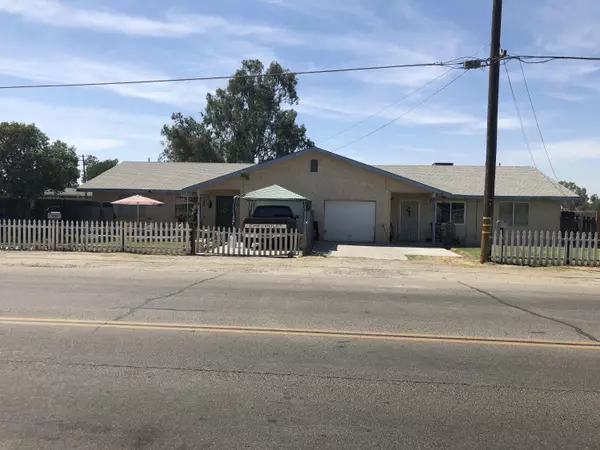 608 6 1/2 Avenue, Corcoran, CA 93212