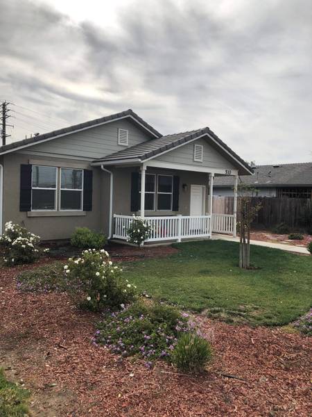 510 N Sweetbriar Avenue, Lindsay, CA 93247