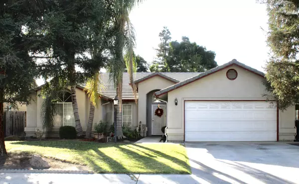 1035 N Brandy Way, Porterville, CA 93257