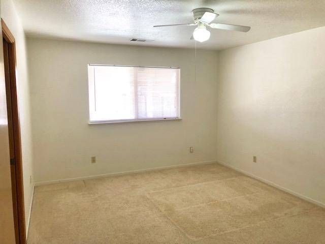 Tulare, CA 93274,1601 Paradise Avenue
