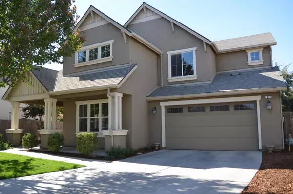 2979 15th Avenue, Kingsburg, CA 93631