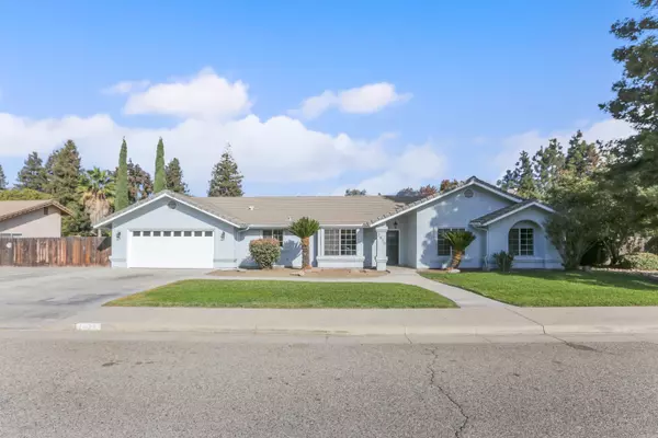 1938 W Orange Avenue, Porterville, CA 93257