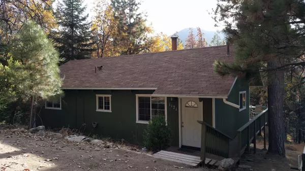 1171 Bourbon Drive, Camp Nelson, CA 93208