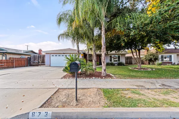 673 S Ametjian Street, Tulare, CA 93274