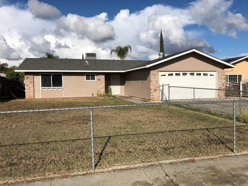 1940 W Buena Vista Avenue, Visalia, CA 93291