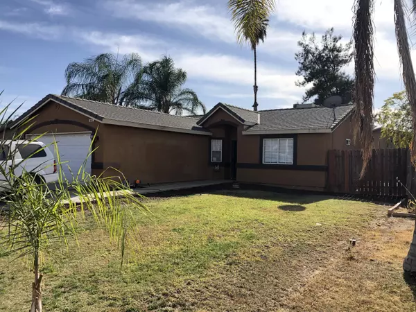 1445 W Reid Avenue, Porterville, CA 93257