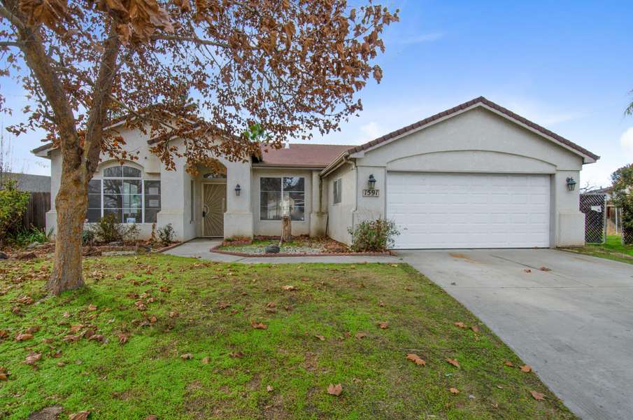 1591 Cottage Grove Avenue, Tulare, CA 93274