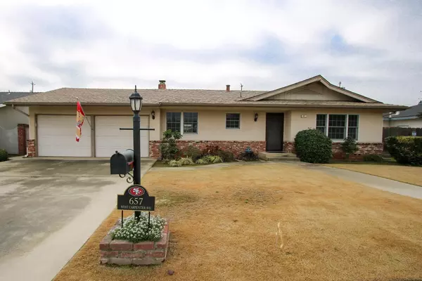 657 W Carpenter Avenue, Reedley, CA 93654