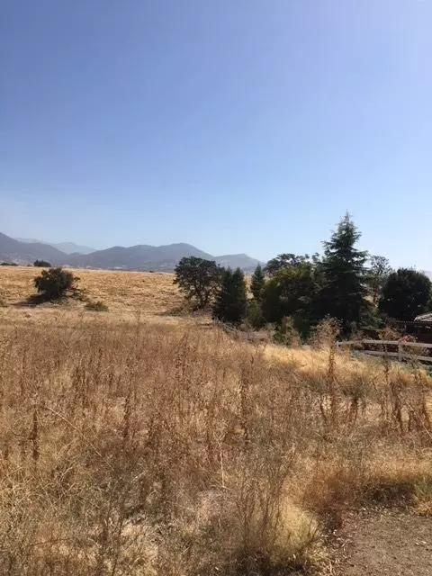 Tehachapi, CA 93561,22304 Mariposa Road