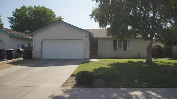 Visalia, CA 93292,1921 E Pershing Avenue