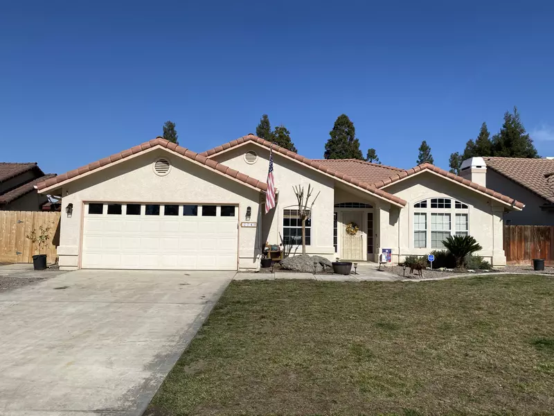 2740 W Elowin Court, Visalia, CA 93291