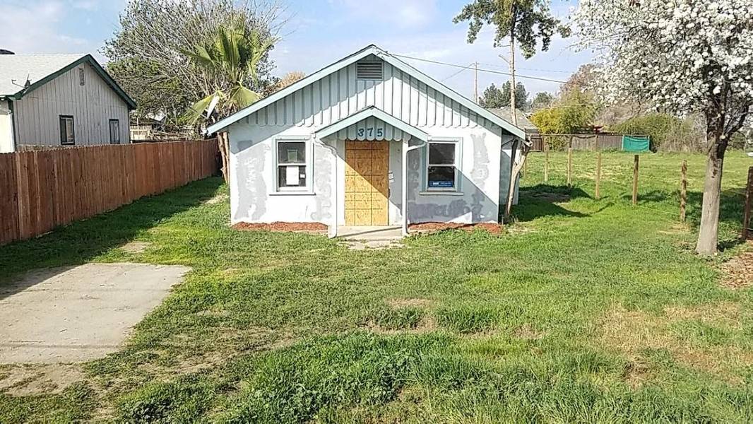 375 N Prospect Street, Porterville, CA 93257