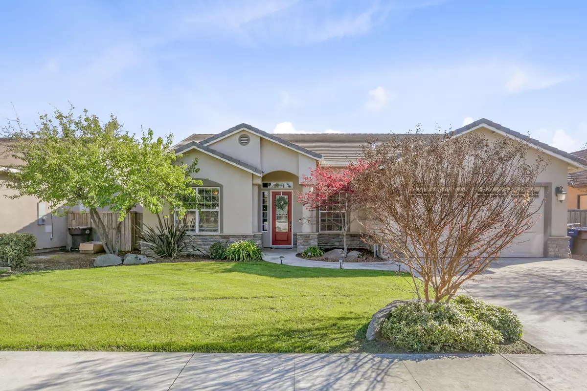 Tulare, CA 93274,743 Admiral Avenue