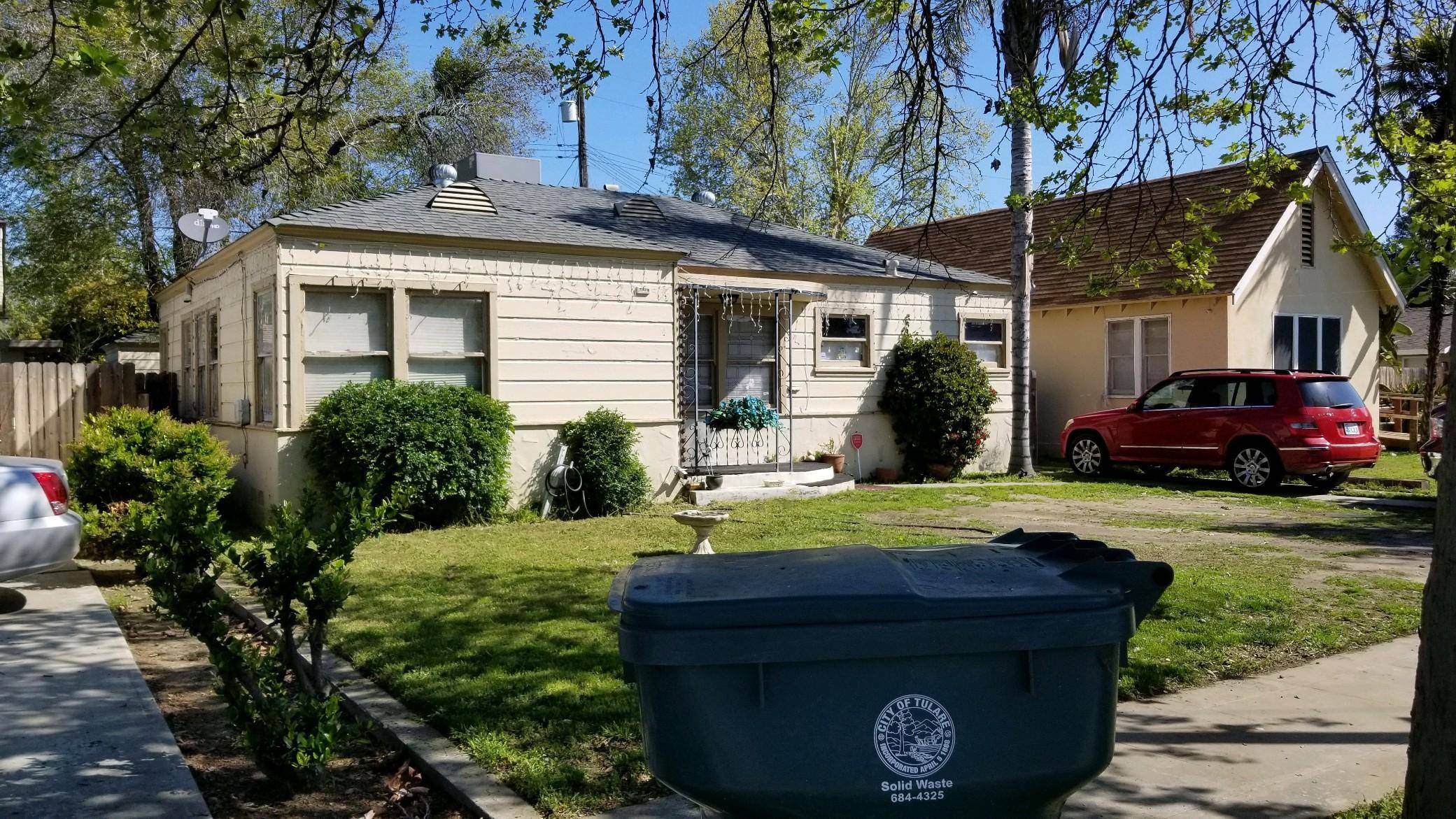 1066 E Tulare Avenue, Tulare, CA 93274