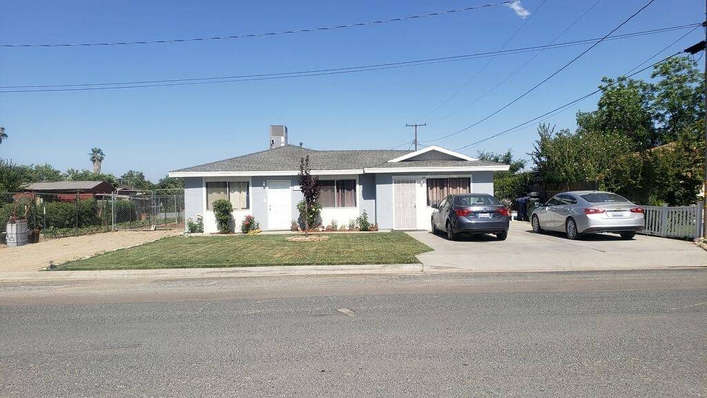 1040 S Cedar Street, Pixley, CA 93256