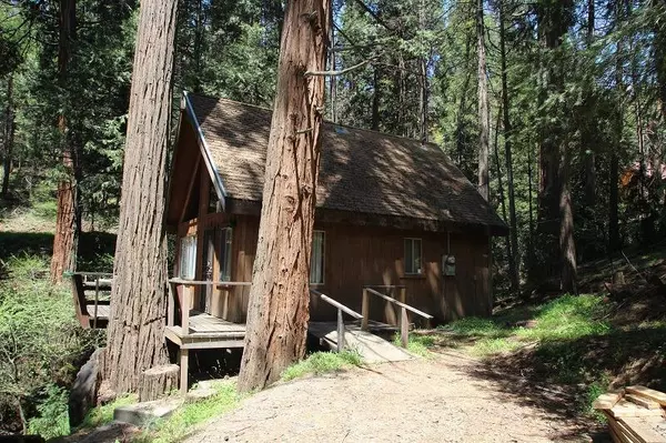 941 Highway 190, Camp Nelson, CA 93265