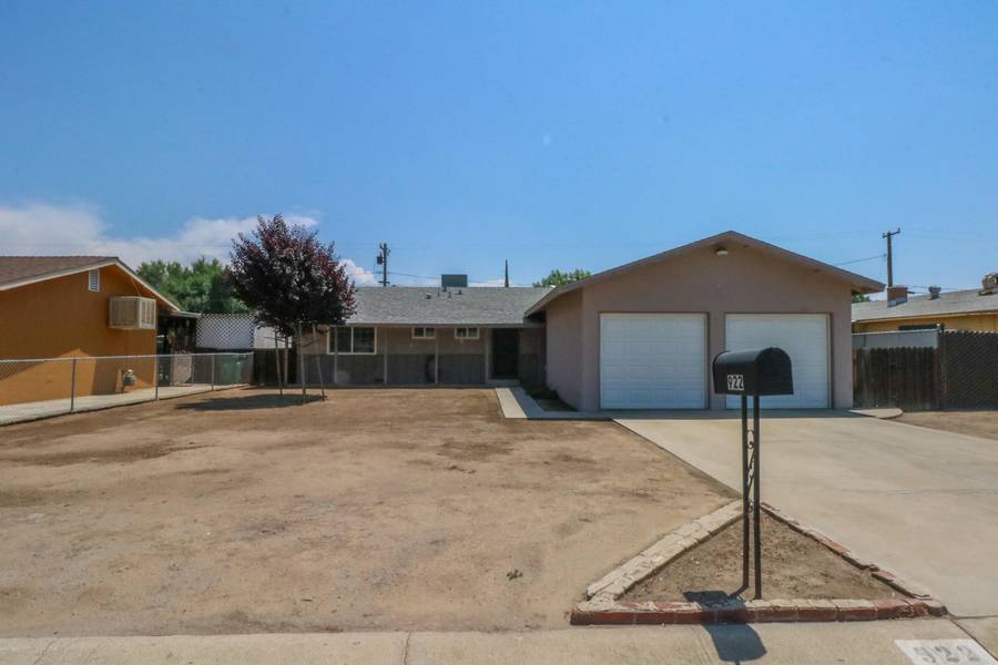 922 Lafayette Avenue, Lindsay, CA 93247