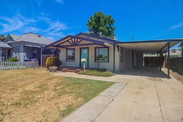 Kingsburg, CA 93631,1241 Sierra Street