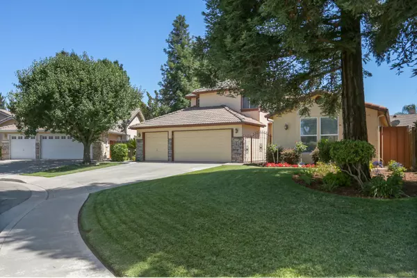 Visalia, CA 93277,5647 W Monte Verde Court