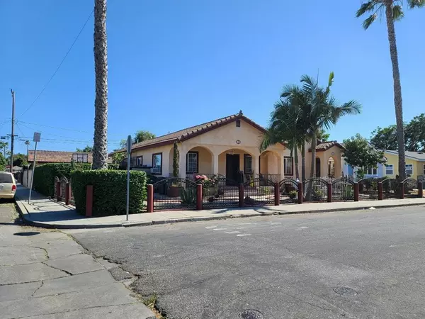 400 W Poplar Street,  Compton,  CA 90220