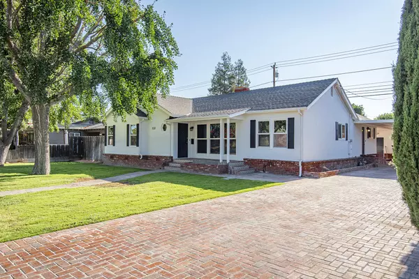 594 N Birch Avenue, Reedley, CA 93654