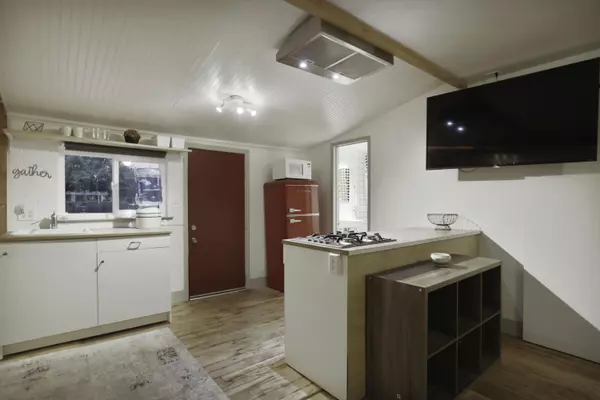 Fresno, CA 93728,1441 N Roosevelt Avenue