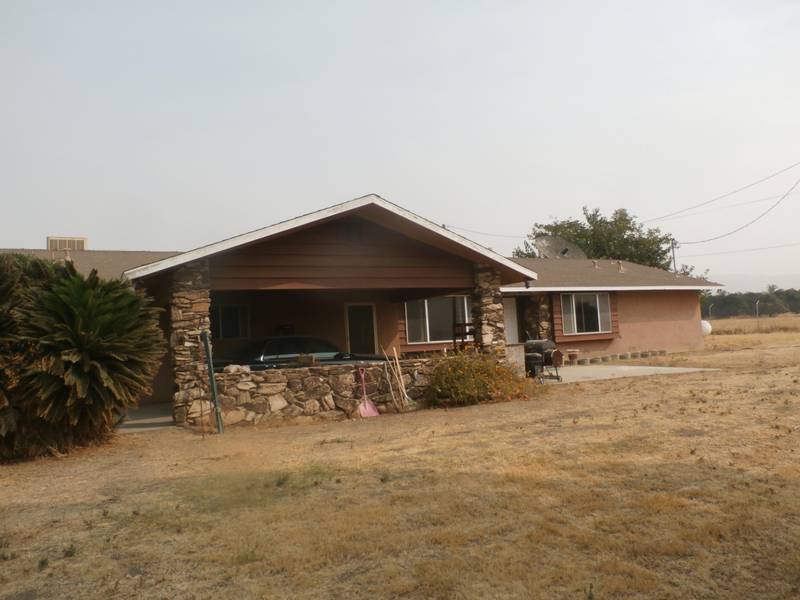 25858 Ave. 220, Lindsay, CA 93247