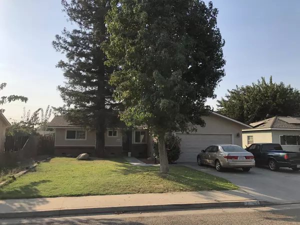 775 N Rose Avenue, Farmersville, CA 93223