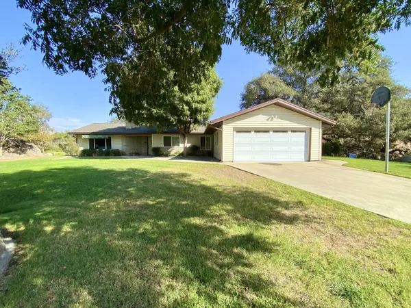 16792 Mustang Drive, Springville, CA 93265