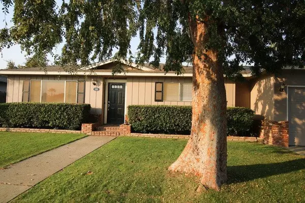 550 W Carpenter Avenue, Reedley, CA 93654