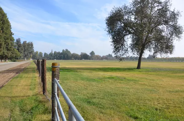 Visalia, CA 93292,13401 Ave 328 #Lot #1