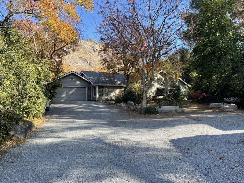 40964 Cherokee Oaks Drive, Three Rivers, CA 93271