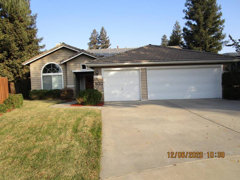 2929 S Montecito Court, Visalia, CA 93277